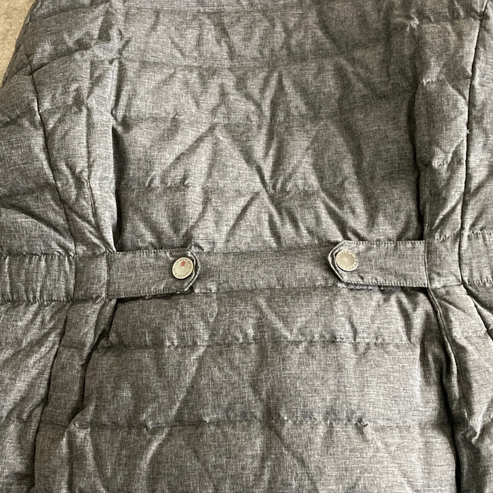 Lands' End Women's Charcoal Puffer Coat - Picture 7 of 10